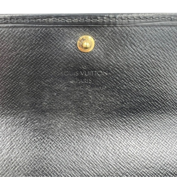 LOUIS VUITTON Epi Long Wallet Black - Picture 6 of 10